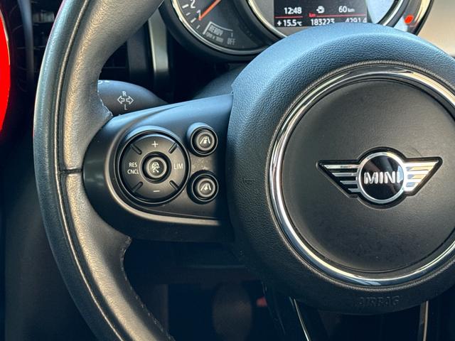 ＭＩＮＩ クーパーＳ　車検２年／中期／６速ＭＴ／サンルーフ／バックカメラ／ＥＴＣ／クリアランスソナー／純正ナビ／純正アルミホイール／Ｂｌｕｅｔｏｏｔｈ／スマートキー／プッシュスタート／（67枚目）