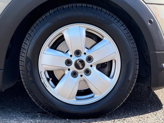 ＭＩＮＩ クーパー　車検２年／中期／ＬＥＤヘッドライト／バックカメラ／インテリジェントセーフティ／ＥＴＣ／純正ナビ／純正アルミホイール／スマートキー／プッシュスタート／スペアキー／Ｂｌｕｅｔｏｏｔｈ／（35枚目）
