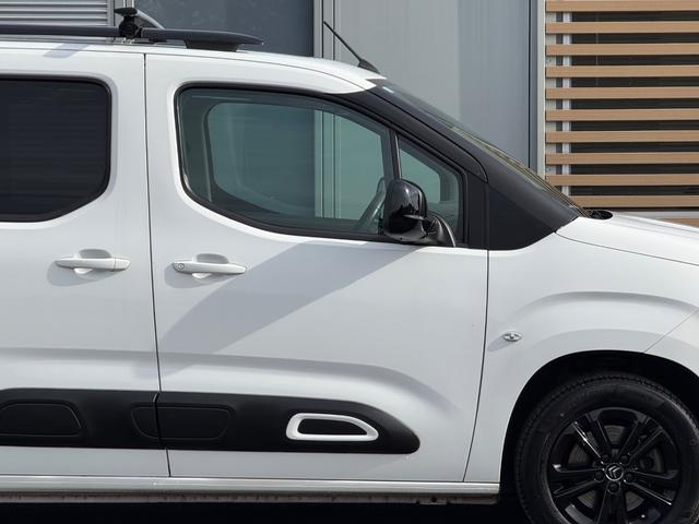 ベルランゴ シャイン　２年車検／衝突軽減／ＢＳＭ／アクティブクルーズコントロール／パノラミックガラスルーフ／ＥＴＣ／純正ディスプレイオーディオ／バックカメラ／サイドカメラ／ＡｐｐｌｅＣａｒＰｌａｙ／クリアランスソナー（23枚目）