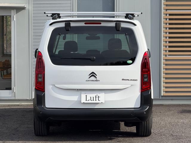 ベルランゴ シャイン　２年車検／衝突軽減／ＢＳＭ／アクティブクルーズコントロール／パノラミックガラスルーフ／ＥＴＣ／純正ディスプレイオーディオ／バックカメラ／サイドカメラ／ＡｐｐｌｅＣａｒＰｌａｙ／クリアランスソナー（31枚目）