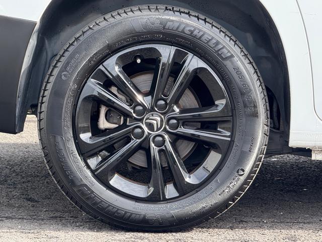 ベルランゴ シャイン　２年車検／衝突軽減／ＢＳＭ／アクティブクルーズコントロール／パノラミックガラスルーフ／ＥＴＣ／純正ディスプレイオーディオ／バックカメラ／サイドカメラ／ＡｐｐｌｅＣａｒＰｌａｙ／クリアランスソナー（40枚目）