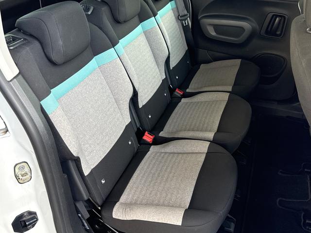 ベルランゴ シャイン　２年車検／衝突軽減／ＢＳＭ／アクティブクルーズコントロール／パノラミックガラスルーフ／ＥＴＣ／純正ディスプレイオーディオ／バックカメラ／サイドカメラ／ＡｐｐｌｅＣａｒＰｌａｙ／クリアランスソナー（59枚目）