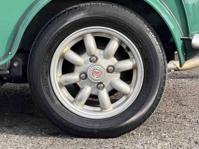 下取り車の今お乗りのお車も高く買い取らせて頂きます。軽自動車から輸入車まで高価査定をしております。