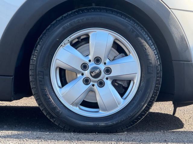 MINI クーパー 車検2年/中期/ホワイトシルバー/LEDヘッドライト/純正ナビ/ETC/衝突軽減/純正アルミホイール/Bluetooth/スマートキー/プッシュスタート/クリアランスソナー(46枚目)