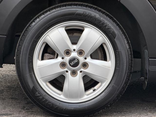 MINI クーパーD 車検2年/中期/黒レザーシート/LEDヘッドライト/シートヒーター/純正ナビ/バックカメラ/Bluetooth/純正アルミホイール/スマートキー/プッシュスタート/ETC/コーナーセンサー/(40枚目)