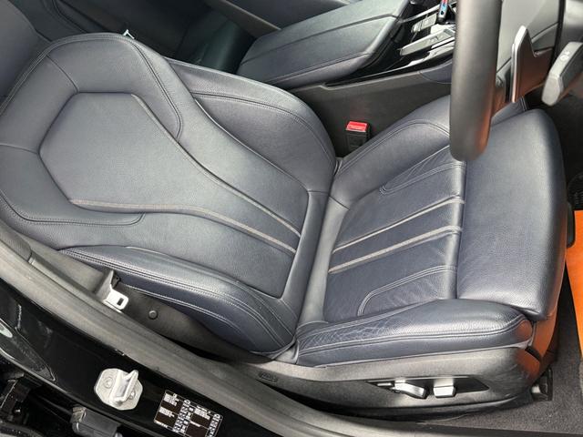 5シリーズ 530i エディション ミッション:インポッシブル 限定車/車検令和8年6月まで/ハーマンカードン/レザーシート/ヘッドアップディスプレイ/360度カメラ/純正ナビ/シートヒーター/ミラーインETC/LEDヘッドライト/純正アルミホイール/オートライト(5枚目)