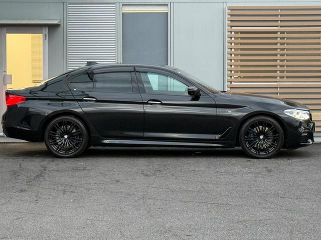 5シリーズ 530i エディション ミッション:インポッシブル 限定車/車検令和8年6月まで/ハーマンカードン/レザーシート/ヘッドアップディスプレイ/360度カメラ/純正ナビ/シートヒーター/ミラーインETC/LEDヘッドライト/純正アルミホイール/オートライト(19枚目)