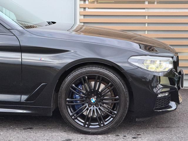 5シリーズ 530i エディション ミッション:インポッシブル 限定車/車検令和8年6月まで/ハーマンカードン/レザーシート/ヘッドアップディスプレイ/360度カメラ/純正ナビ/シートヒーター/ミラーインETC/LEDヘッドライト/純正アルミホイール/オートライト(23枚目)