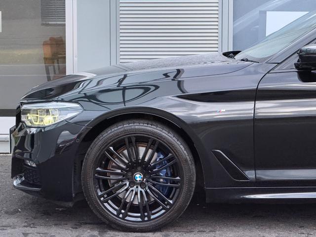 5シリーズ 530i エディション ミッション:インポッシブル 限定車/車検令和8年6月まで/ハーマンカードン/レザーシート/ヘッドアップディスプレイ/360度カメラ/純正ナビ/シートヒーター/ミラーインETC/LEDヘッドライト/純正アルミホイール/オートライト(25枚目)