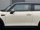 クーパー　クラシック・トリム　車検２年／後期／純正ナビ／ハーフレザーシート／純正アルミホイール／ＬＥＤヘッドライト／Ｂｌｕｅｔｏｏｔｈ／スマートキー／プッシュスタート／クルーズコントロール／ドライビングモード切替／オートライト／（25枚目）