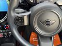 クーパー　クラシック・トリム　車検２年／後期／ハーフレザーシート／純正ナビ／バックカメラ／ＥＴＣ／スマートキー／プッシュスタート／スペアキー／Ｂｌｕｅｔｏｏｔｈ／液晶メーター／ＬＥＤヘッドライト／純正アルミホイール／オートライト／（54枚目）