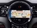クーパー　クラシック・トリム　車検２年／後期／ハーフレザーシート／純正ナビ／バックカメラ／ＥＴＣ／スマートキー／プッシュスタート／スペアキー／Ｂｌｕｅｔｏｏｔｈ／液晶メーター／ＬＥＤヘッドライト／純正アルミホイール／オートライト／（65枚目）