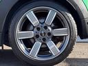 クーパーＳ　６０イヤーズエディション　車検Ｒ８．９／６０周年特別仕様車／ＤＣＴ／６０Ｙｅａｒｓ専用茶革シート／シートヒーター／純正ナビ／バックカメラ／ミラーインＥＴＣ／衝突軽減／ペッパーパッケージ／純正アルミホイール／（36枚目）