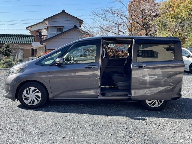 フリード G・ホンダセンシング 両側電動スライドドア・純正ナビ・Bluetoothオーディオ・バックカメラ・ETC・アダプティブクルーズコントロール・LEDヘッドライト・Cパッケージ・コンフォートビューパッケージ・軽減ブレーキ・禁煙(44枚目)