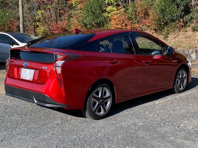 プリウス Ａプレミアム　ツーリングセレクション　セーフティセンス・純正ナビ・フルセグＴＶ・Ｂｌｕｅｔｏｏｔｈオーディオ・バックカメラ・ＥＴＣ・レーダークルーズ・パワーシート・シートヒーター・ＢＳＭ・ＨＵＤ・インテリジェントクリアランスソナー・禁煙車（8枚目）