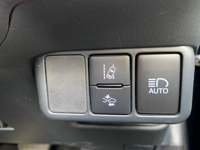 アクア Ｓスタイルブラック　トヨタセーフティセンス・ナビ・フルセグＴＶ・Ｂｌｕｅｔｏｏｔｈオーディオ・ＤＶＤ再生・ＵＳＢ接続・バックカメラ・ビルトインＥＴＣ・前席シートヒーター・ナノイー・クリアランスソナー・スマートキー・禁煙車（8枚目）