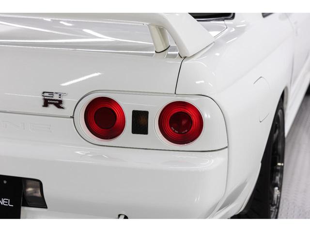 ＧＴ－Ｒ　Ｖスペック　ユーザー買取・ＭＴ／トランスファーＯ／Ｈ済・ＧＣＧタービン・強化タイベル・Ｒ３５インジェクター／エアフロ・ＮＩＳＭＯ足回り／ＬＳＤ／クラッチ・ＨＫＳ　Ｏ／Ｃ／キャタライザー・ワンオフチタンマフラー(15枚目)