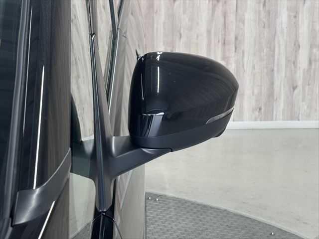 セレナ ｅ－パワー　ハイウェイスターＶ　ユーザー買取車　純正１２．３インチメモリーナビ　プロパイロット　アラウンドビューモニター　両側パワースライドドア　禁煙車　レーダークルーズコントロール　Ｂｌｕｅｔｏｏｔｈ　フルセグ　ＥＴＣ２．０（26枚目）