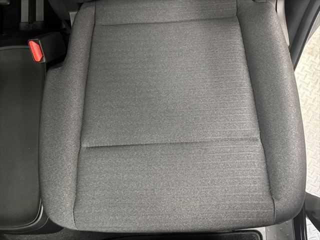 セレナ ｅ－パワー　ハイウェイスターＶ　ユーザー買取車　純正１２．３インチメモリーナビ　プロパイロット　アラウンドビューモニター　両側パワースライドドア　禁煙車　レーダークルーズコントロール　Ｂｌｕｅｔｏｏｔｈ　フルセグ　ＥＴＣ２．０（50枚目）
