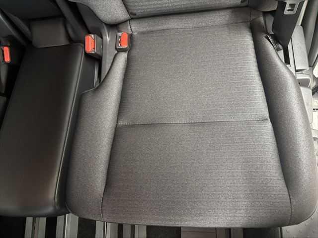 セレナ ｅ－パワー　ハイウェイスターＶ　ユーザー買取車　純正１２．３インチメモリーナビ　プロパイロット　アラウンドビューモニター　両側パワースライドドア　禁煙車　レーダークルーズコントロール　Ｂｌｕｅｔｏｏｔｈ　フルセグ　ＥＴＣ２．０（54枚目）