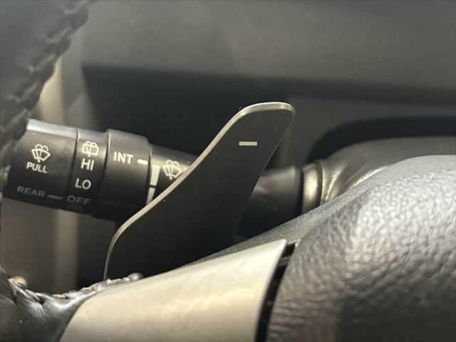 ヴォクシー ＺＳ　煌ＩＩ　ユーザー買取車　フリップダウンモニター　両側パワースライドドア　バックカメラ　　純正ＨＤＤナビ　禁煙車　Ｂｌｕｅｔｏｏｔｈ　ＨＩＤヘッドライト　スマートキー　フルセグテレビ　ＥＴＣ　ＭＴモード付シフト（38枚目）
