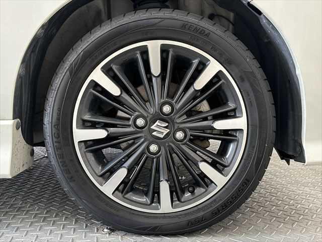 スペーシアカスタム ハイブリッドＸＳターボ　ユーザー買取車　スズキセーフティサポート　両側パワースライドドア　フルセグＴＶ　ＬＥＤヘッドライト　禁煙車　ハーフレザーシート　ＳＤナビ　純正１５インチアルミホイール　Ｂｌｕｅｔｏｏｔｈ対応　ＥＴＣ（11枚目）