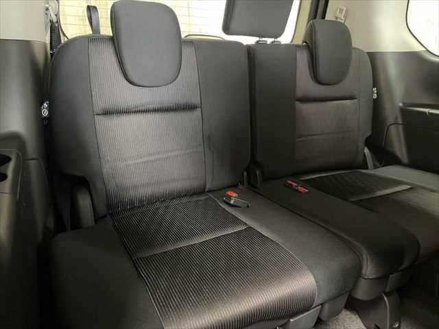 セレナ ハイウェイスターＧ　６ヶ月走行無制限保証付き　純正９型ナビ　プロパイロット　デジタルインナーミラー　電動パーキング　オートホールド　禁煙車　アラビューモニター　両側パワスラ　衝突軽減ブレーキ　コーナーセンサー（12枚目）