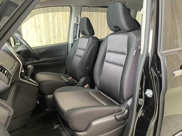 セレナ ハイウェイスターＧ　６ヶ月走行無制限保証付き　純正９型ナビ　プロパイロット　デジタルインナーミラー　電動パーキング　オートホールド　禁煙車　アラビューモニター　両側パワスラ　衝突軽減ブレーキ　コーナーセンサー（37枚目）