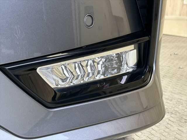 セレナ e-POWER ハイウェイスター V 後期 10インチナビ プロパイロット 両側パワスラ アラウンドビュー 禁煙車 衝突軽減ブレーキ LEDヘッド Wエアコン ドラレコ ETC ブラインドスポットモニター 純正15AW スマートキー(28枚目)