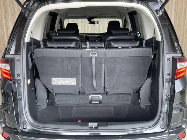 オデッセイ アブソルート・EX 6ヶ月走行無制限保証付き 衝突軽減ブレーキ 両側パワスラ インターナビ 全方位カメラ LEDヘッド 禁煙車 ハーフレザー オートクルコン 純正18AW ブラインドスポットモニタ Bluetooth(13枚目)