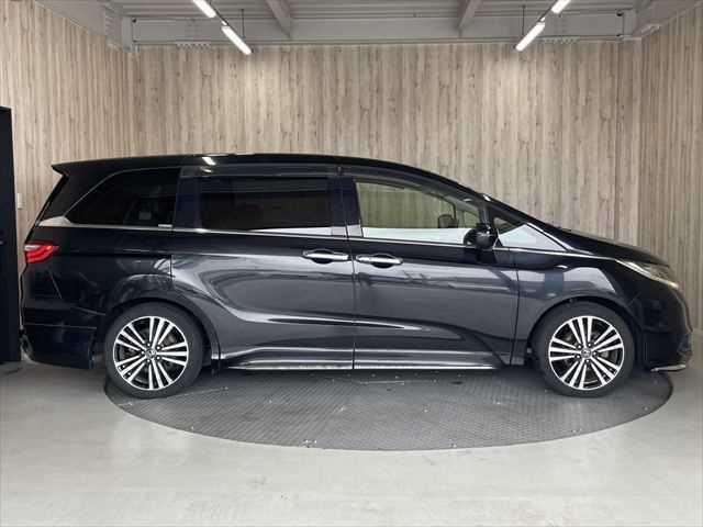 オデッセイ アブソルート・EX 6ヶ月走行無制限保証付き 衝突軽減ブレーキ 両側パワスラ インターナビ 全方位カメラ LEDヘッド 禁煙車 ハーフレザー オートクルコン 純正18AW ブラインドスポットモニタ Bluetooth(19枚目)