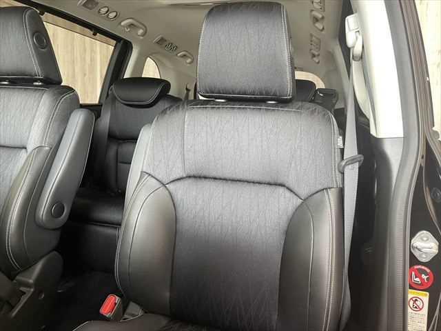 オデッセイ アブソルート・EX 6ヶ月走行無制限保証付き 衝突軽減ブレーキ 両側パワスラ インターナビ 全方位カメラ LEDヘッド 禁煙車 ハーフレザー オートクルコン 純正18AW ブラインドスポットモニタ Bluetooth(65枚目)