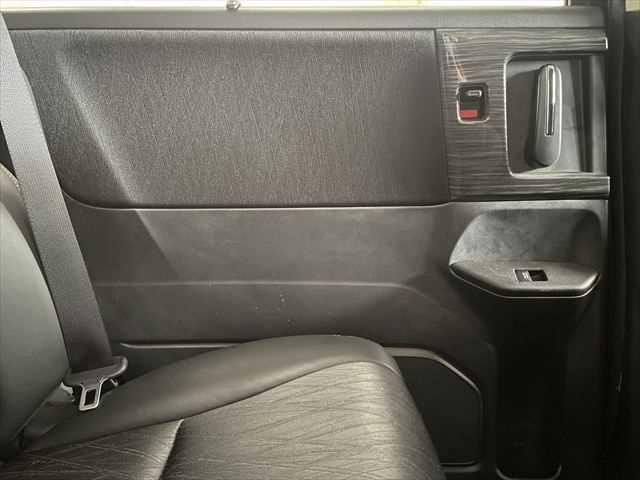 オデッセイ アブソルート・EX 6ヶ月走行無制限保証付き 衝突軽減ブレーキ 両側パワスラ インターナビ 全方位カメラ LEDヘッド 禁煙車 ハーフレザー オートクルコン 純正18AW ブラインドスポットモニタ Bluetooth(67枚目)