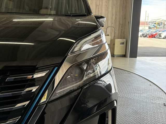 セレナ e-パワー ハイウェイスターV 後期 純正10インチナビ 後席モニター アラウンドビューモニター 防水シート 両側パワースライドドア 衝突軽減ブレーキ 禁煙車 ETC クリアランスソナー ブラインドスポットモニター スマートキー(27枚目)