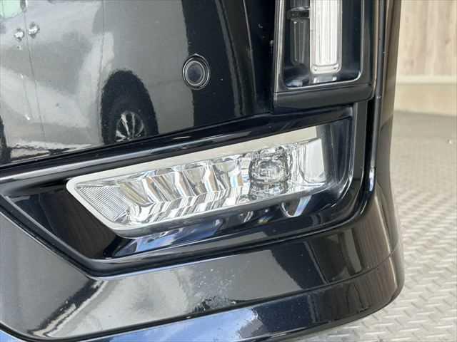 セレナ e-パワー ハイウェイスターV 後期 純正10インチナビ 後席モニター アラウンドビューモニター 防水シート 両側パワースライドドア 衝突軽減ブレーキ 禁煙車 ETC クリアランスソナー ブラインドスポットモニター スマートキー(29枚目)