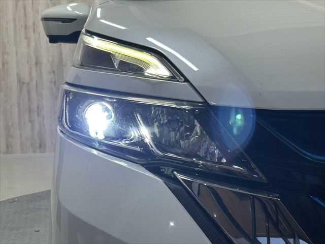 セレナ e-パワー ハイウェイスターV 純正9型ナビ プロパイロット 後席モニター デジタルインナーミラー 全方位カメラ 両側パワースライドド 禁煙車 ドラレコ 衝突軽減ブレーキ クリアランスソナー LEDヘッド スマートキー  Wエアコン(37枚目)