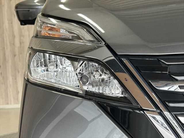 セレナ S エマージェンシーブレーキ 全方位カメラ オートクルーズコントロール ウォークスルー 禁煙車 クリアランスソナー スマートキー プッシュスタート パワースライドドア ETC 盗難防止レンタアップ(24枚目)