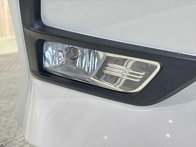 セレナ ハイウェイスター 後席モニター 9インチナビ プロパイロット 両側電動スライドドア 全方位カメラ 禁煙車 LEDヘッド フルセグ スマートキー Wエアコン ETC 電格ミラー ワンオーナー ブルートゥース ドラレコ(29枚目)