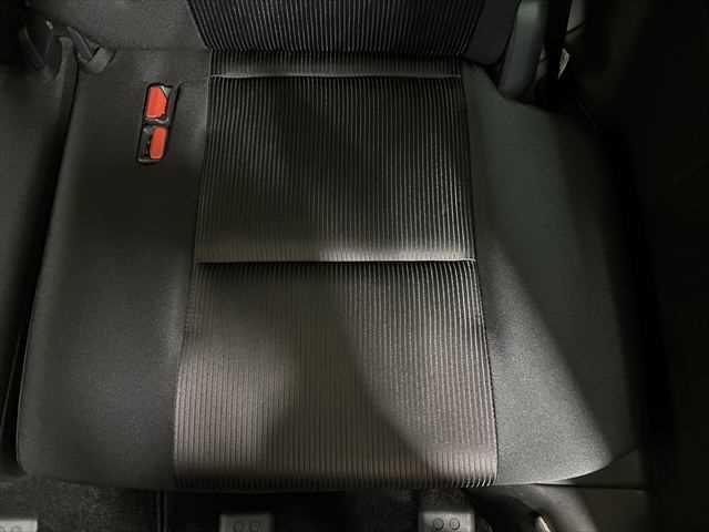 セレナ ハイウェイスター 後席モニター 9インチナビ プロパイロット 両側電動スライドドア 全方位カメラ 禁煙車 LEDヘッド フルセグ スマートキー Wエアコン ETC 電格ミラー ワンオーナー ブルートゥース ドラレコ(71枚目)
