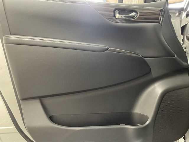 NISSAN ELGRAND 250HIGHWAY STAR S URBAN CHROME