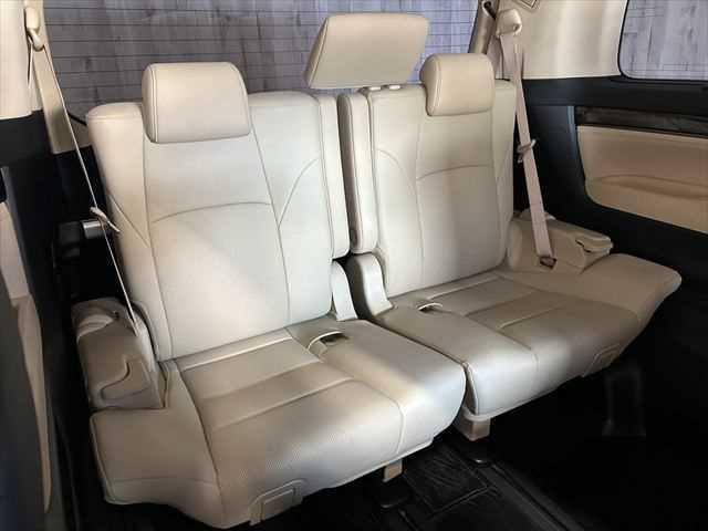 TOYOTA ALPHARD HYBRID G F PACKAGE