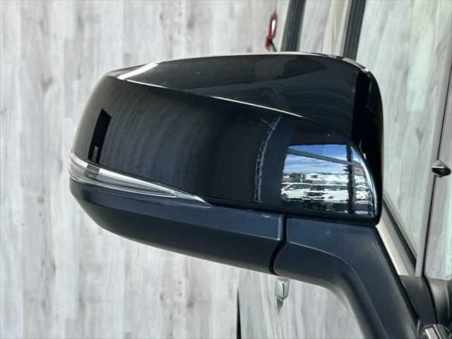 TOYOTA ALPHARD HYBRID G F PACKAGE