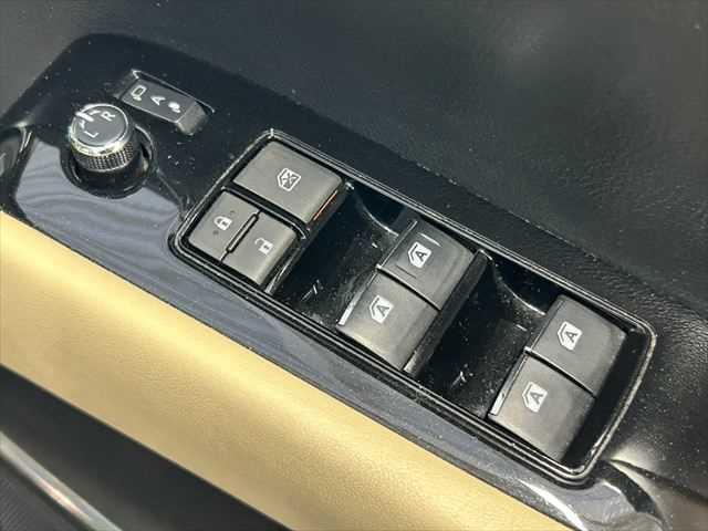 TOYOTA ALPHARD HYBRID G F PACKAGE