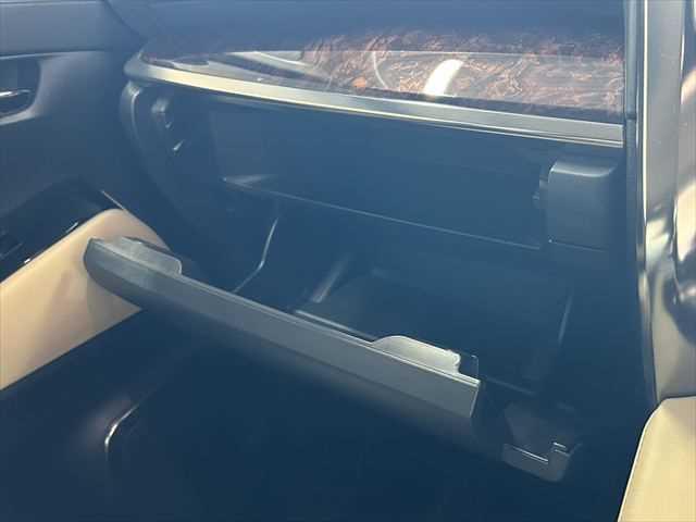 TOYOTA ALPHARD HYBRID G F PACKAGE