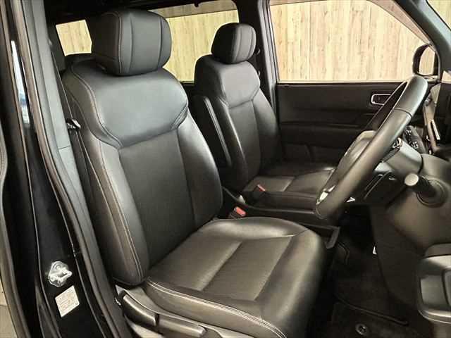 ステップワゴン ｅ：ＨＥＶスパーダ　６ヶ月走行無制限保証付き　１１．４型ナビ　ホンダセンシング　両側パワスラ　電動リア　ブラインドスポットモ二ター　禁煙車　ＭＴモード付　ハーフレザー　シートヒーター　ＥＴＣ２．０　フルセグ　ドラレコ（11枚目）