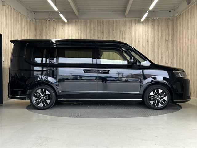 ステップワゴン ｅ：ＨＥＶスパーダ　６ヶ月走行無制限保証付き　１１．４型ナビ　ホンダセンシング　両側パワスラ　電動リア　ブラインドスポットモ二ター　禁煙車　ＭＴモード付　ハーフレザー　シートヒーター　ＥＴＣ２．０　フルセグ　ドラレコ（21枚目）