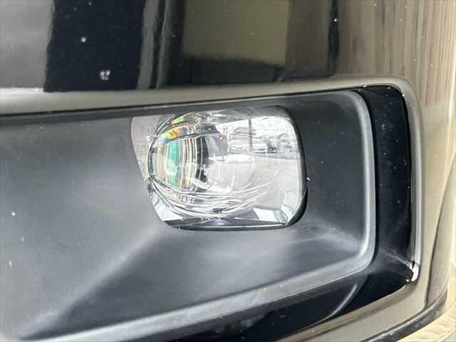 ステップワゴン ｅ：ＨＥＶスパーダ　６ヶ月走行無制限保証付き　１１．４型ナビ　ホンダセンシング　両側パワスラ　電動リア　ブラインドスポットモ二ター　禁煙車　ＭＴモード付　ハーフレザー　シートヒーター　ＥＴＣ２．０　フルセグ　ドラレコ（28枚目）