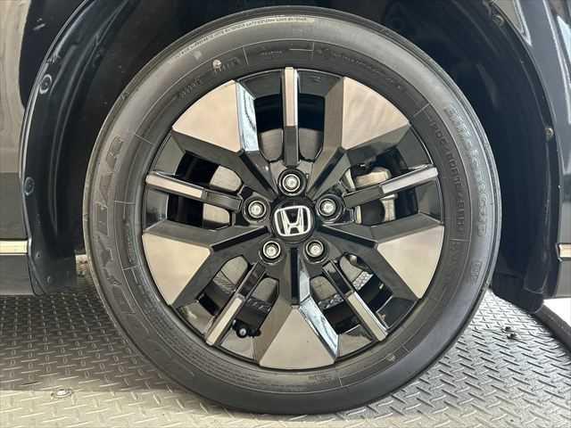 ステップワゴン ｅ：ＨＥＶスパーダ　６ヶ月走行無制限保証付き　１１．４型ナビ　ホンダセンシング　両側パワスラ　電動リア　ブラインドスポットモ二ター　禁煙車　ＭＴモード付　ハーフレザー　シートヒーター　ＥＴＣ２．０　フルセグ　ドラレコ（32枚目）