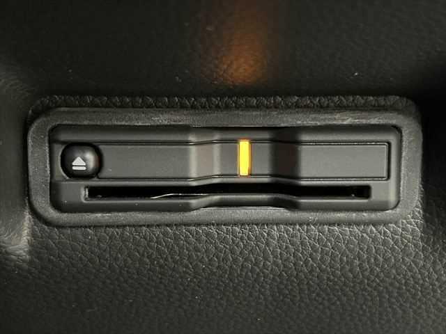 ステップワゴン ｅ：ＨＥＶスパーダ　６ヶ月走行無制限保証付き　１１．４型ナビ　ホンダセンシング　両側パワスラ　電動リア　ブラインドスポットモ二ター　禁煙車　ＭＴモード付　ハーフレザー　シートヒーター　ＥＴＣ２．０　フルセグ　ドラレコ（44枚目）