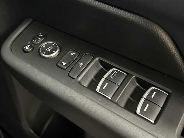 ステップワゴン ｅ：ＨＥＶスパーダ　６ヶ月走行無制限保証付き　１１．４型ナビ　ホンダセンシング　両側パワスラ　電動リア　ブラインドスポットモ二ター　禁煙車　ＭＴモード付　ハーフレザー　シートヒーター　ＥＴＣ２．０　フルセグ　ドラレコ（45枚目）